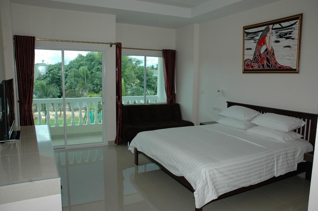 East Shore Pattaya Resort Nong Prue Экстерьер фото