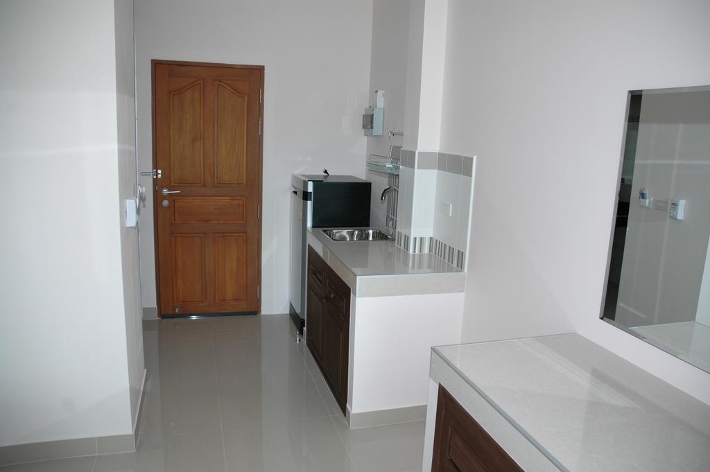 East Shore Pattaya Resort Nong Prue Экстерьер фото